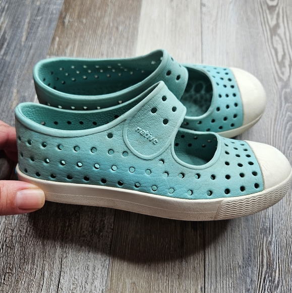 Native Shoes Juniper Style Mary Jane Sneakers Suze C10 teal - Picture 1 of 10
